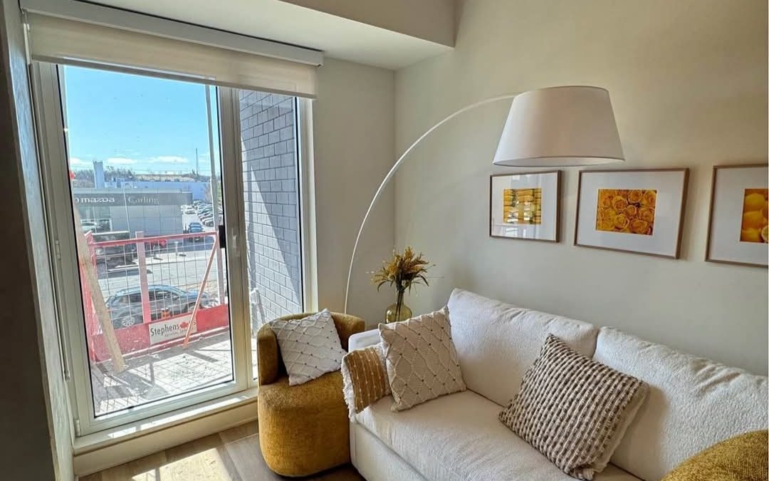 1655 Carling Ave – Studio 1 Bath