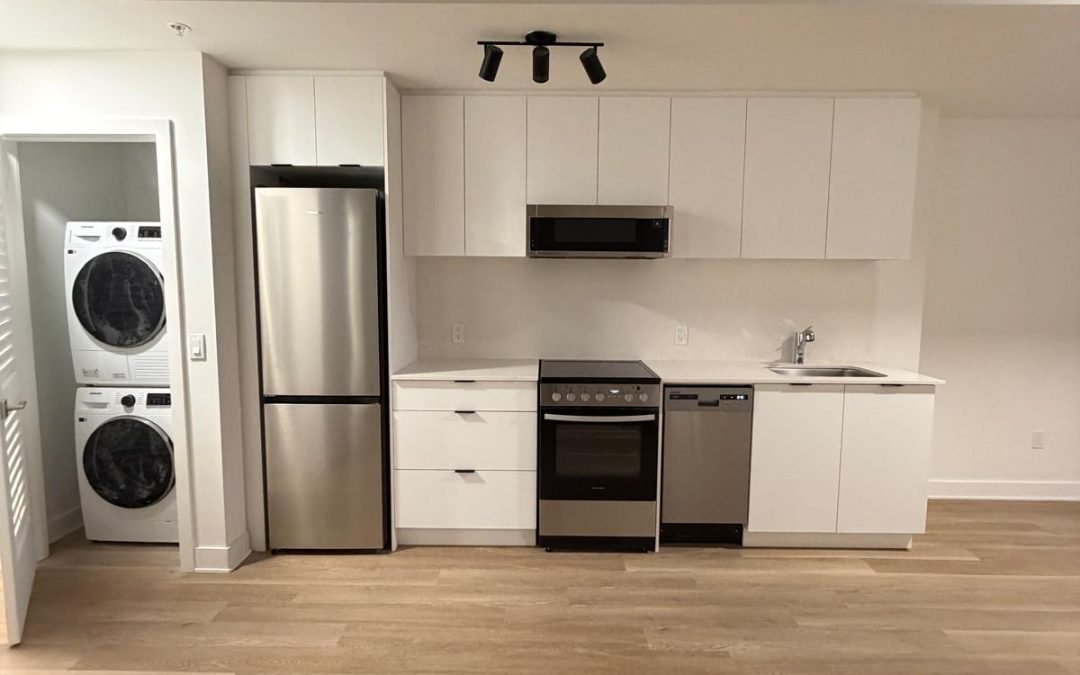 1655 Carling Ave – 1 Bed 1 Bath